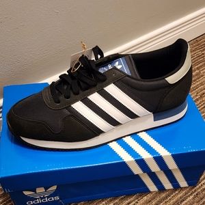 Brand New Adidas Originals USA 84, US 9